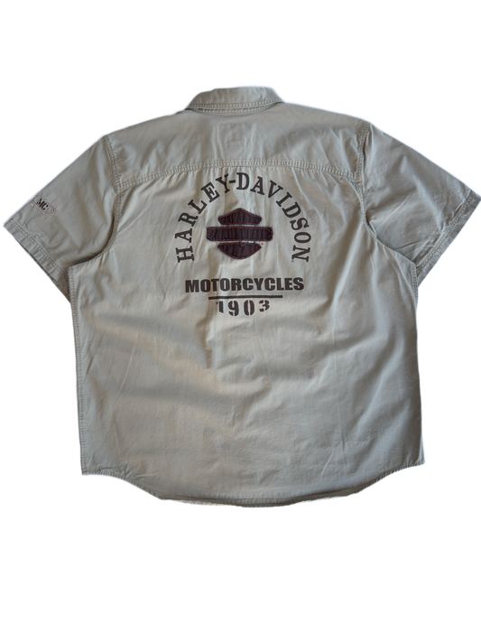 2014 Harley-Davidson Button Up